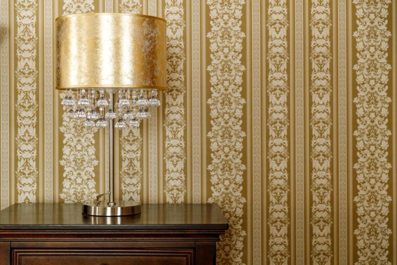 Imperial Boutique Lägenhet Braşov Exteriör bild